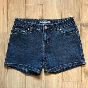 Women’s Vintage Roadrunner Classic blue denim jeans shorts size 6